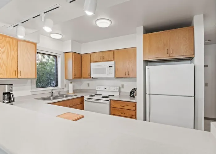 Apartment Rmr: Rendezvous A1 In