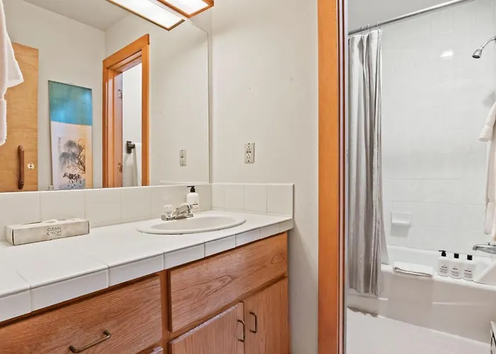 Rmr: Rendezvous A1 In Apartment *